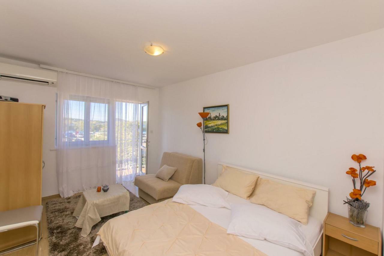 Apartment Nediljka Vodice Buitenkant foto